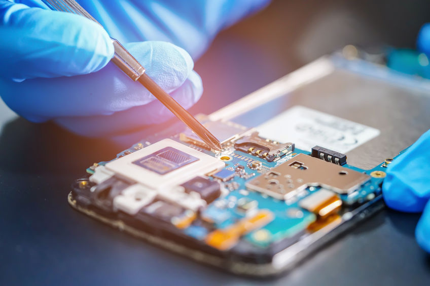 Smartphone en panne : faut-il le réparer ou le remplacer ?